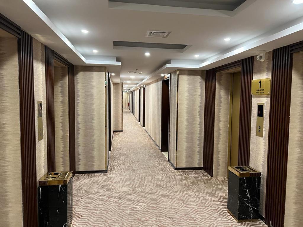 Al Ansar Golden Tulip Hotell Medina Eksteriør bilde