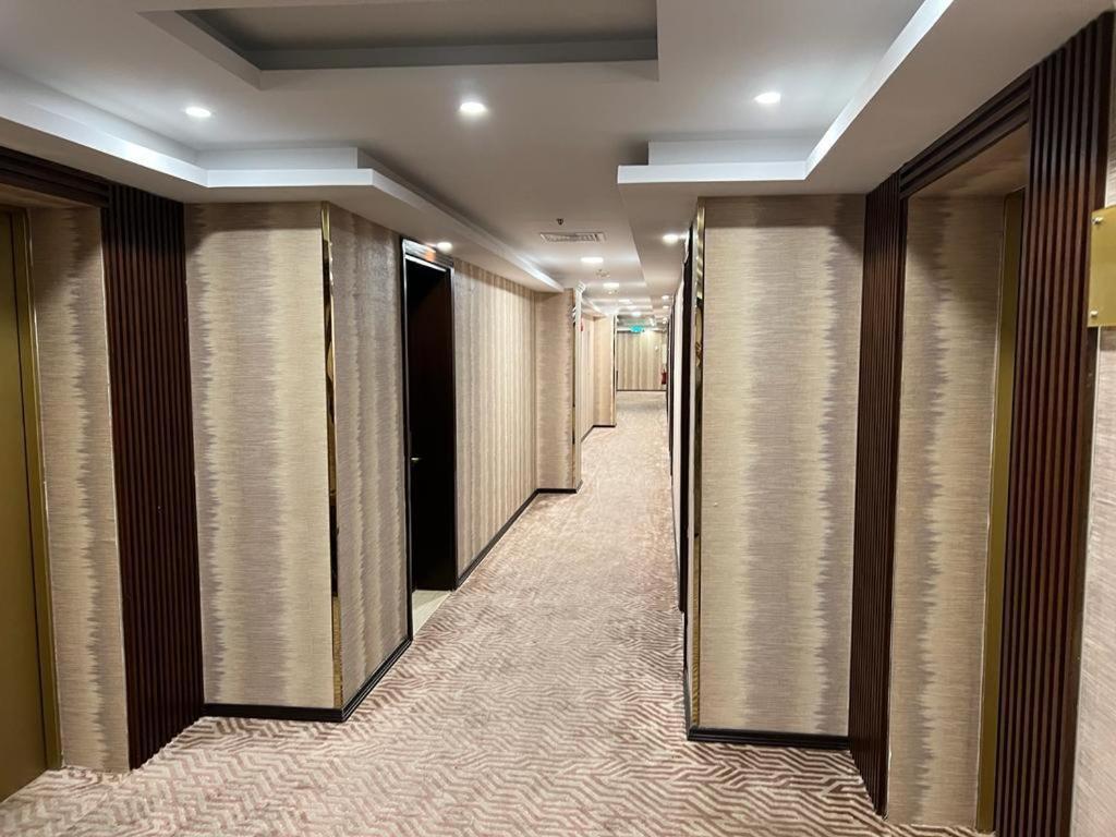 Al Ansar Golden Tulip Hotell Medina Eksteriør bilde