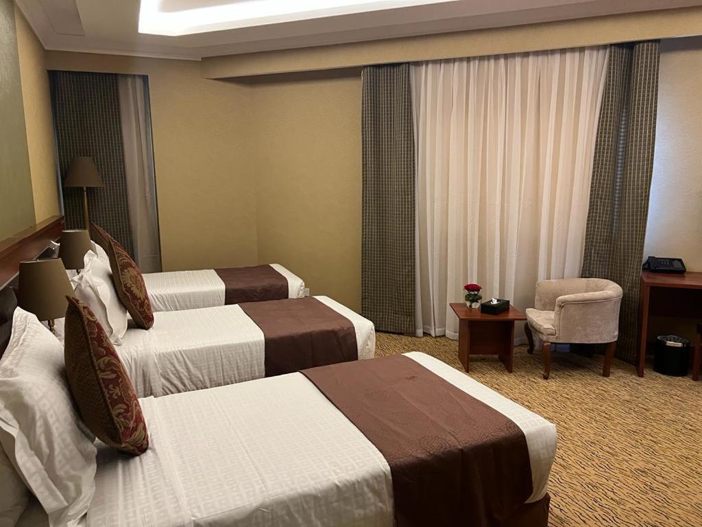 Al Ansar Golden Tulip Hotell Medina Eksteriør bilde